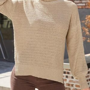 Stepped Split-hem Chinese Wave Stitch Sweater